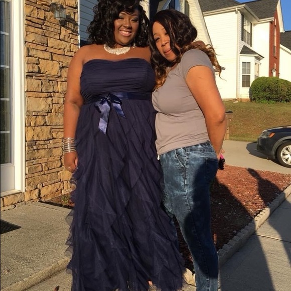 blue prom dress - Picture 7 of 7